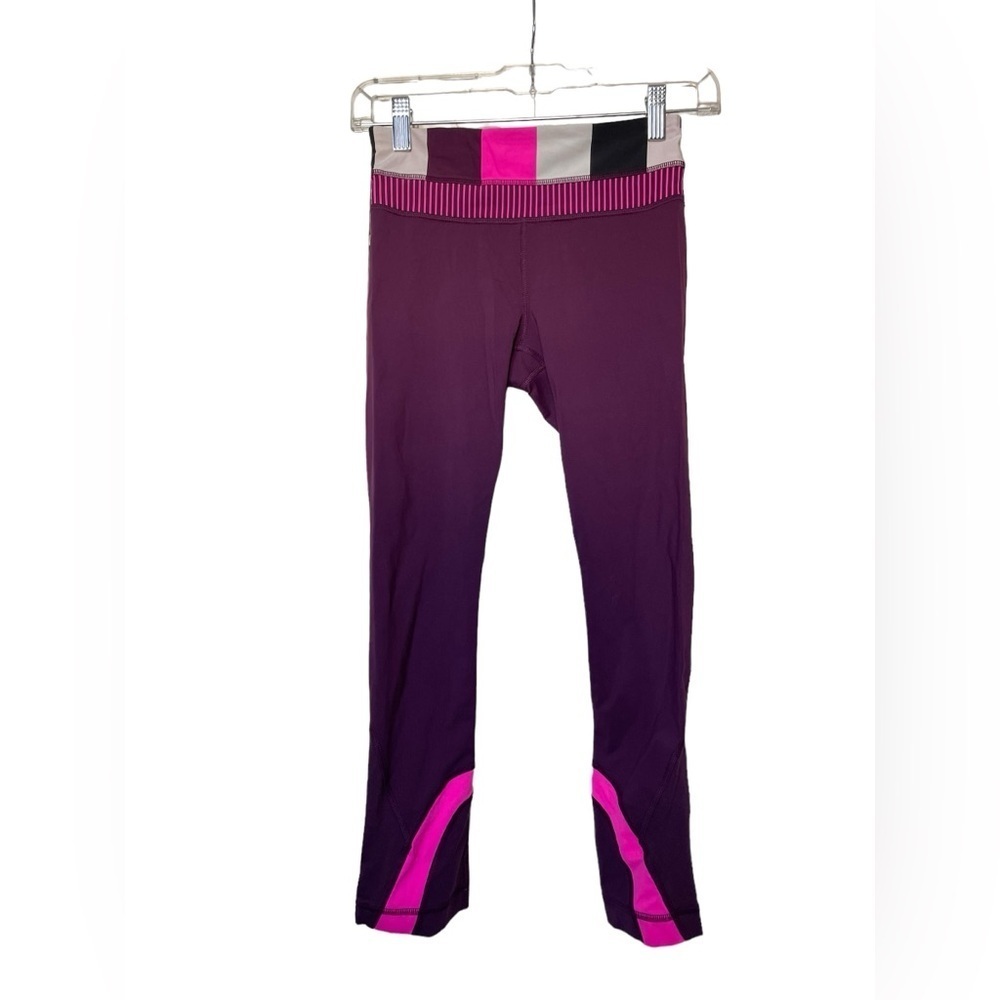 Lululemon Run: Inspire Crop‎ II Hyper Stripe Raspberry Glo Light Size 2